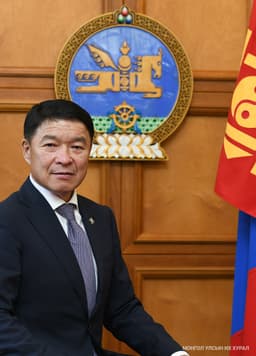 Дамбын Батлут