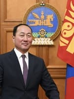 М.Бадамсүрэн