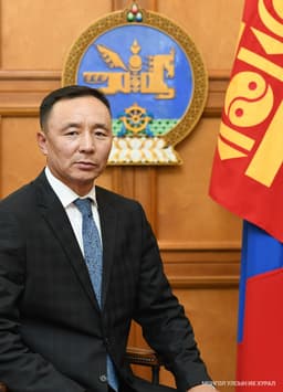 Дамдинсүрэнгийн Жаргалсайхан