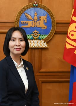 Мэндбаярын Мандхай